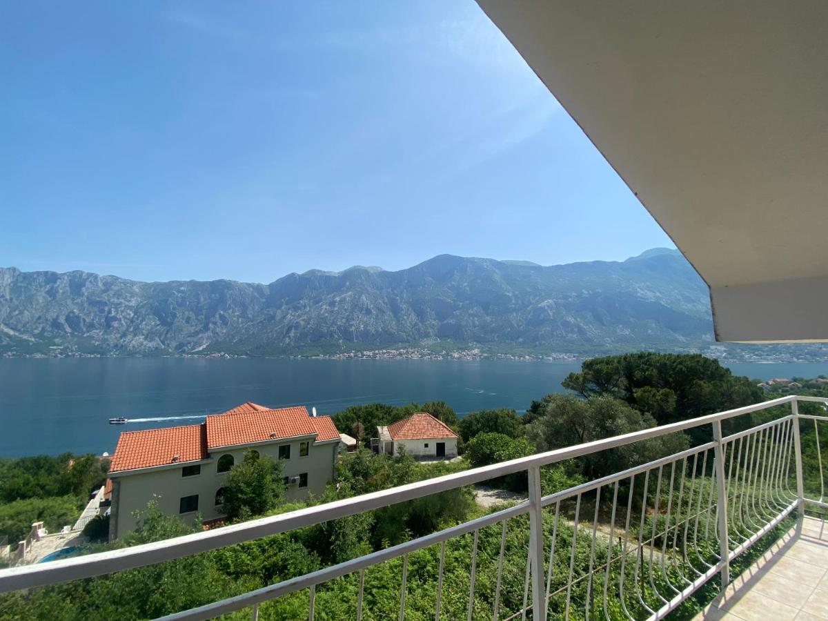 Apartments Djuricic Kotor Buitenkant foto