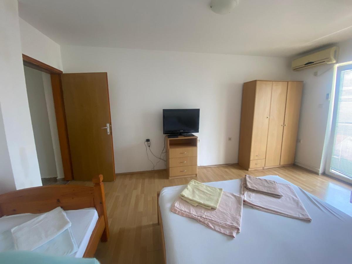 Apartments Djuricic Kotor Buitenkant foto