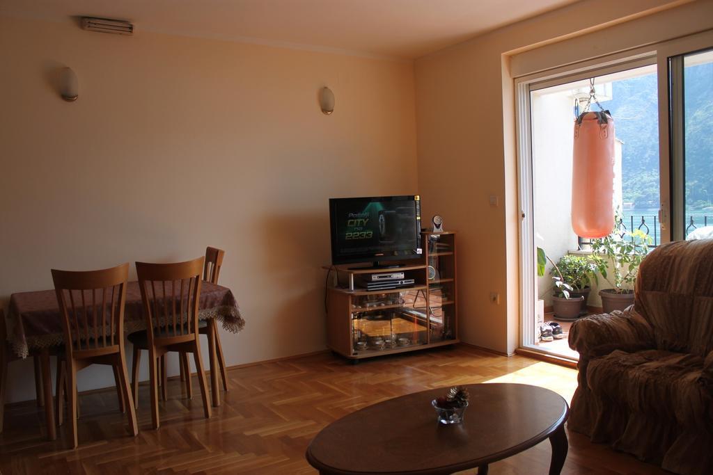 Apartments Djuricic Kotor Kamer foto